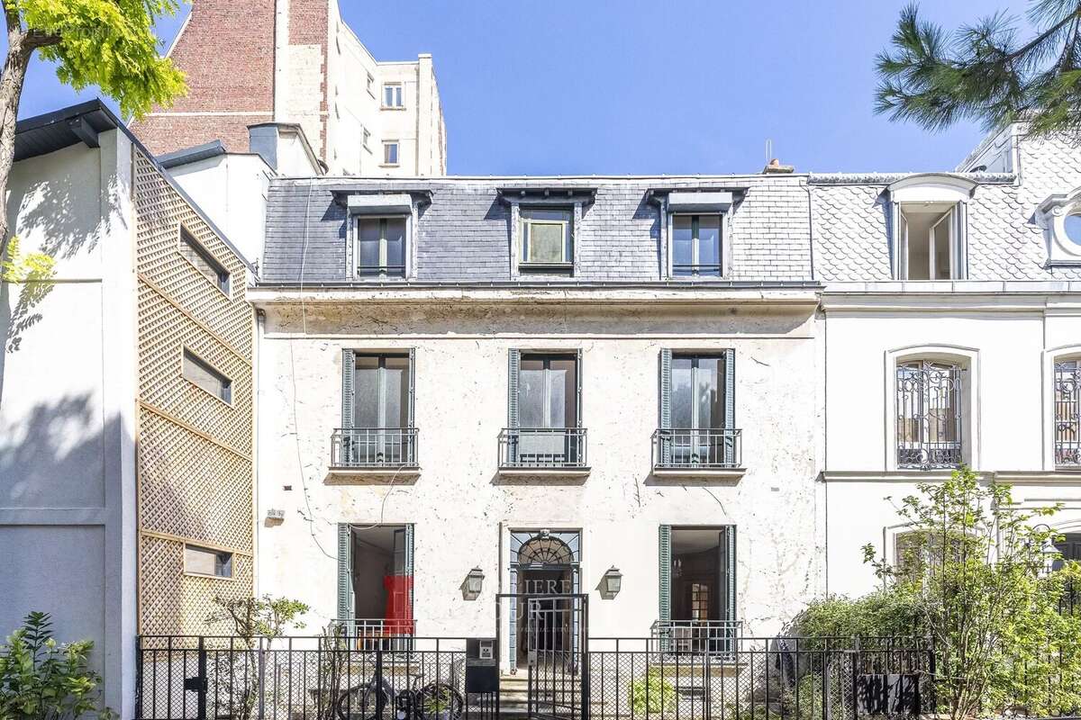Maison à PARIS-16E