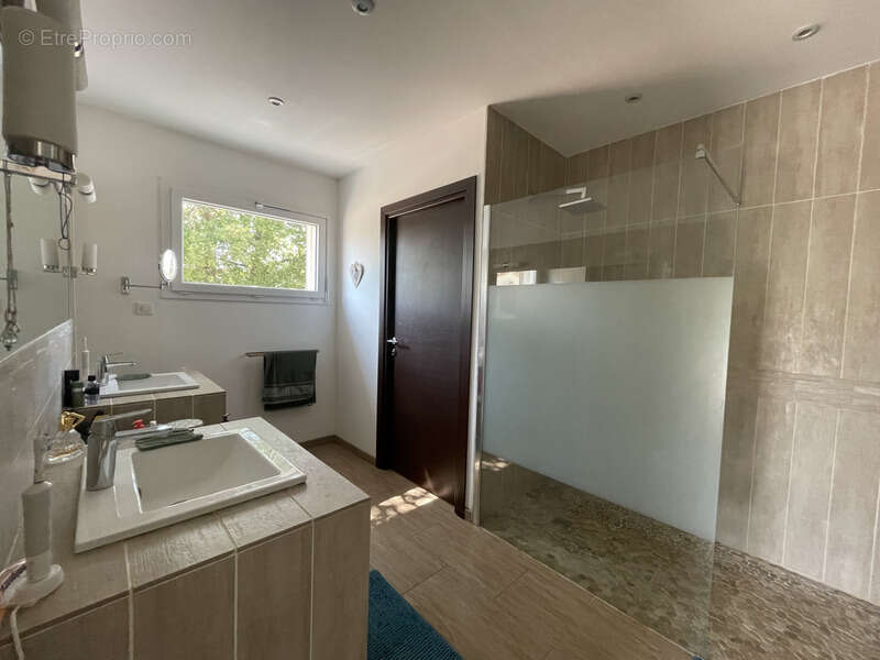 Maison à vendre 5 pièces OLLIERES (83) - photo 13