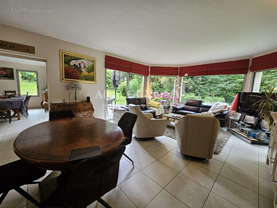 Maison à PONT-L'EVEQUE