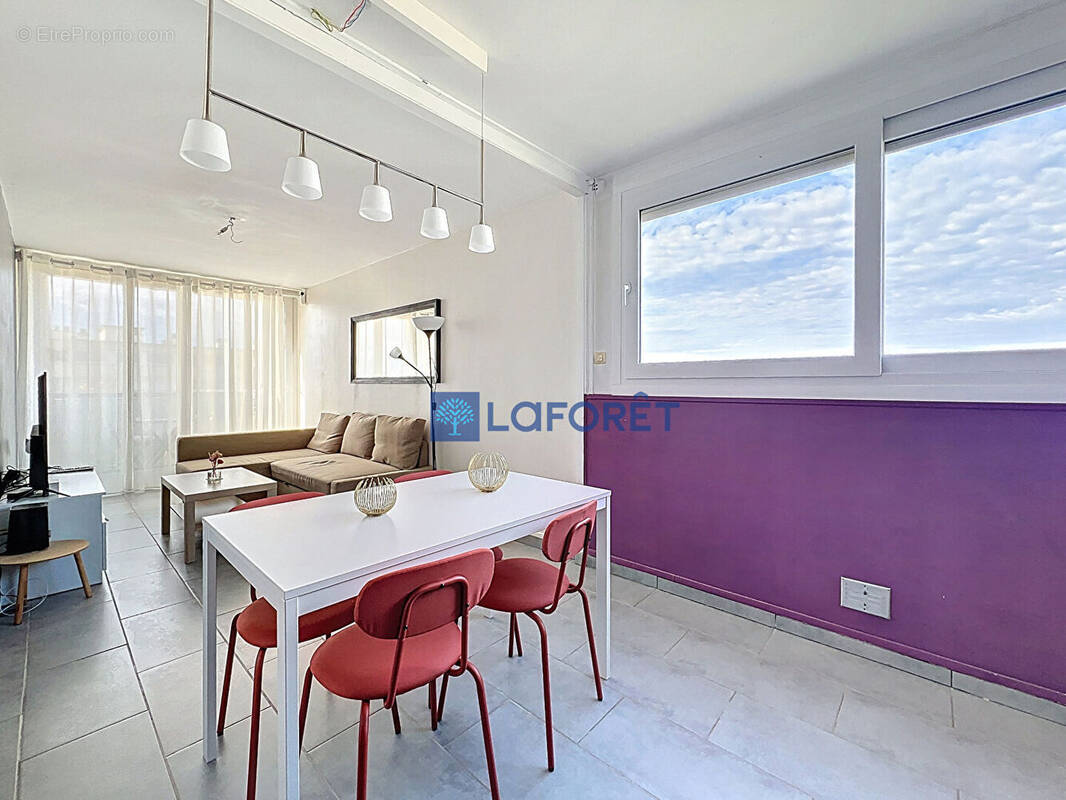 Appartement à SAVIGNY-SUR-ORGE