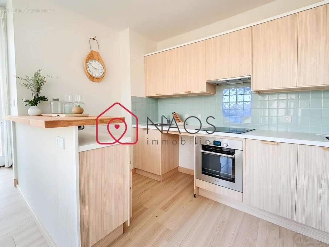 Appartement à COGOLIN