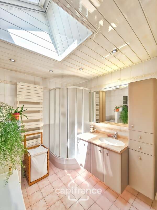 Coup de coeur - Charmante Maison 3 pièces 74 m² avec jardinet-Garage-Proche de toutes commodités - photo 13