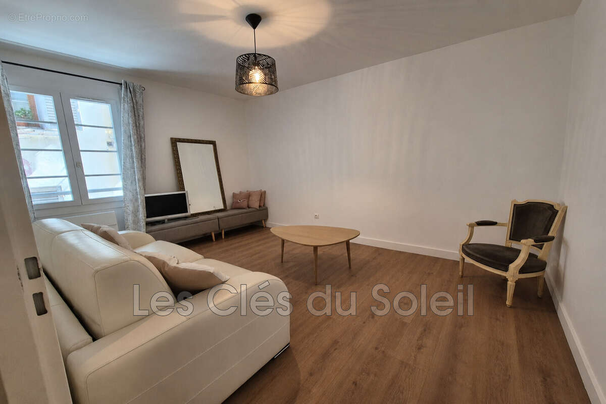 Appartement 69 m² à Toulon  - photo 8