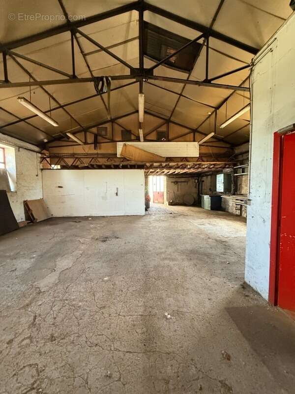 Commerce à VENAREY-LES-LAUMES