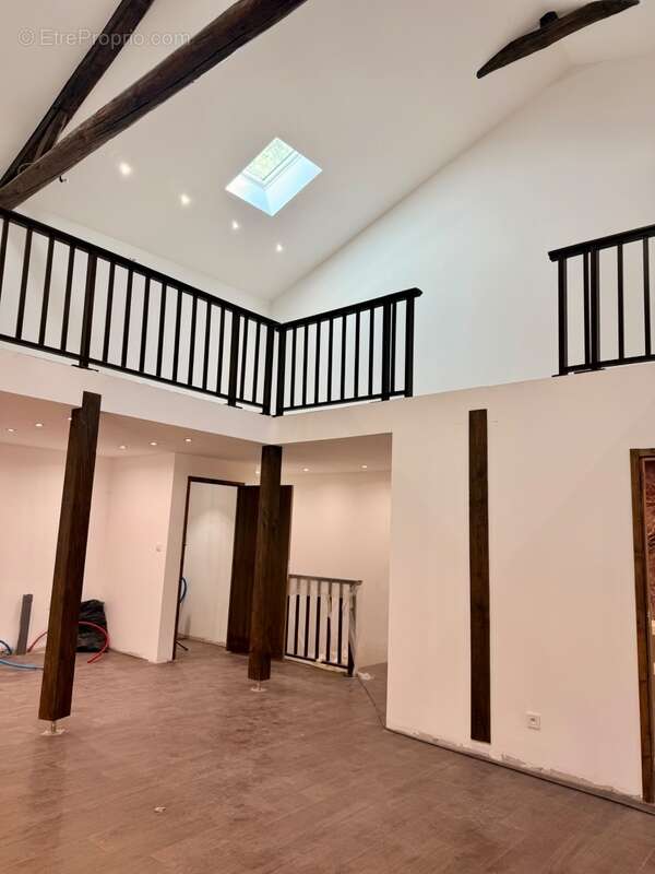 Appartement à CHEVILLON