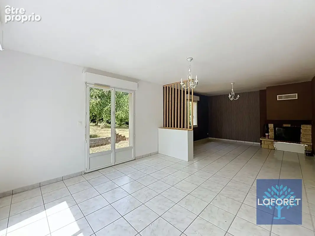 Maison Le Montsaugeonnais 5 pièce(s) 130 m2 - photo 5