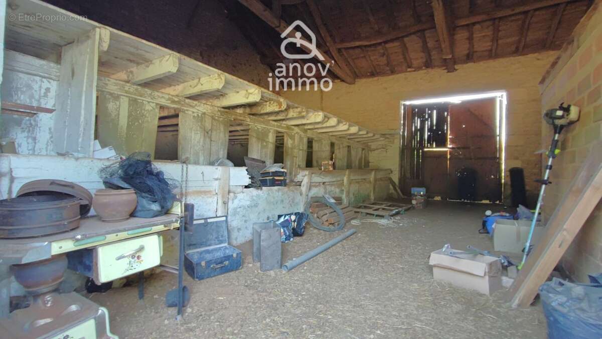 Corps de ferme - Maison, granges, terrasses et jardin - photo 14