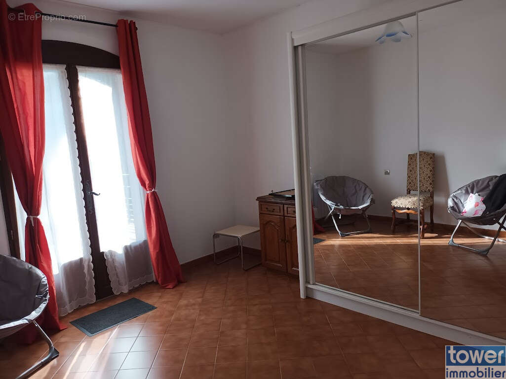 Maison à PALAJA