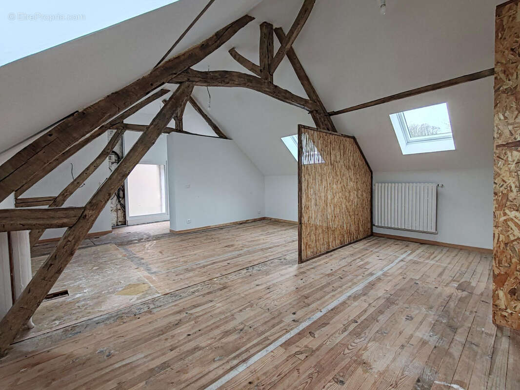 Maison à VILLERS-COTTERETS