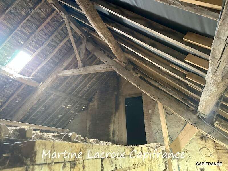 Maison à BONNETABLE