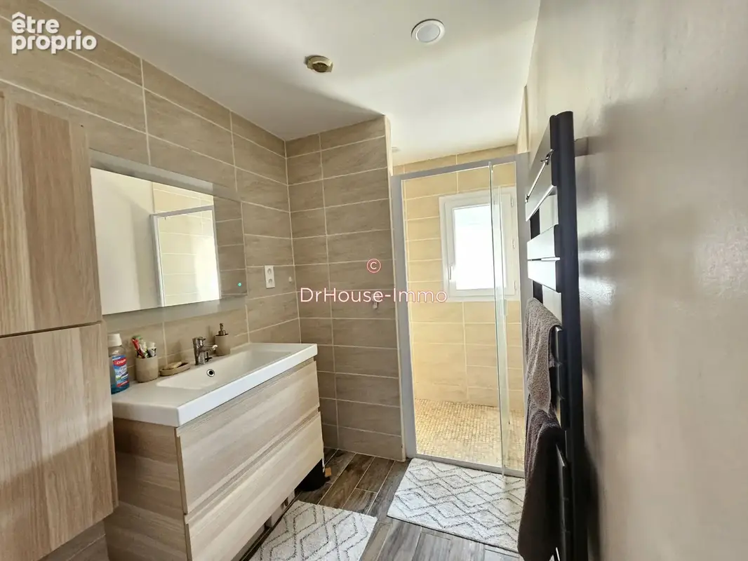 Maison 7 pièces 160 m² à vendre à Saint-Pierre-Des-Corps (37700) - photo 8