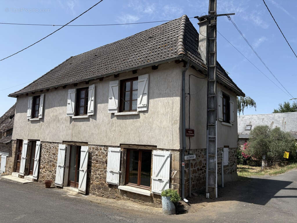 Entre Pompadour et Objat, au coeur du village de Lascaux - photo 24