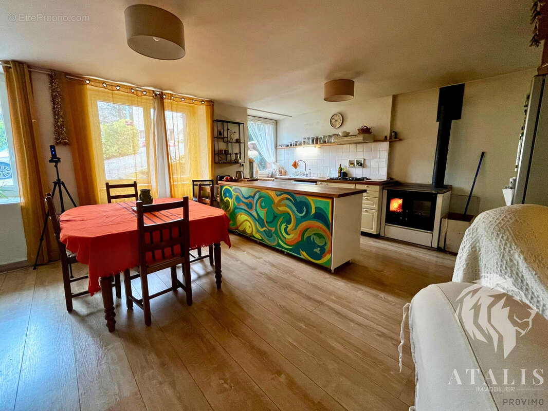 Maison à SAINT-ROMANS