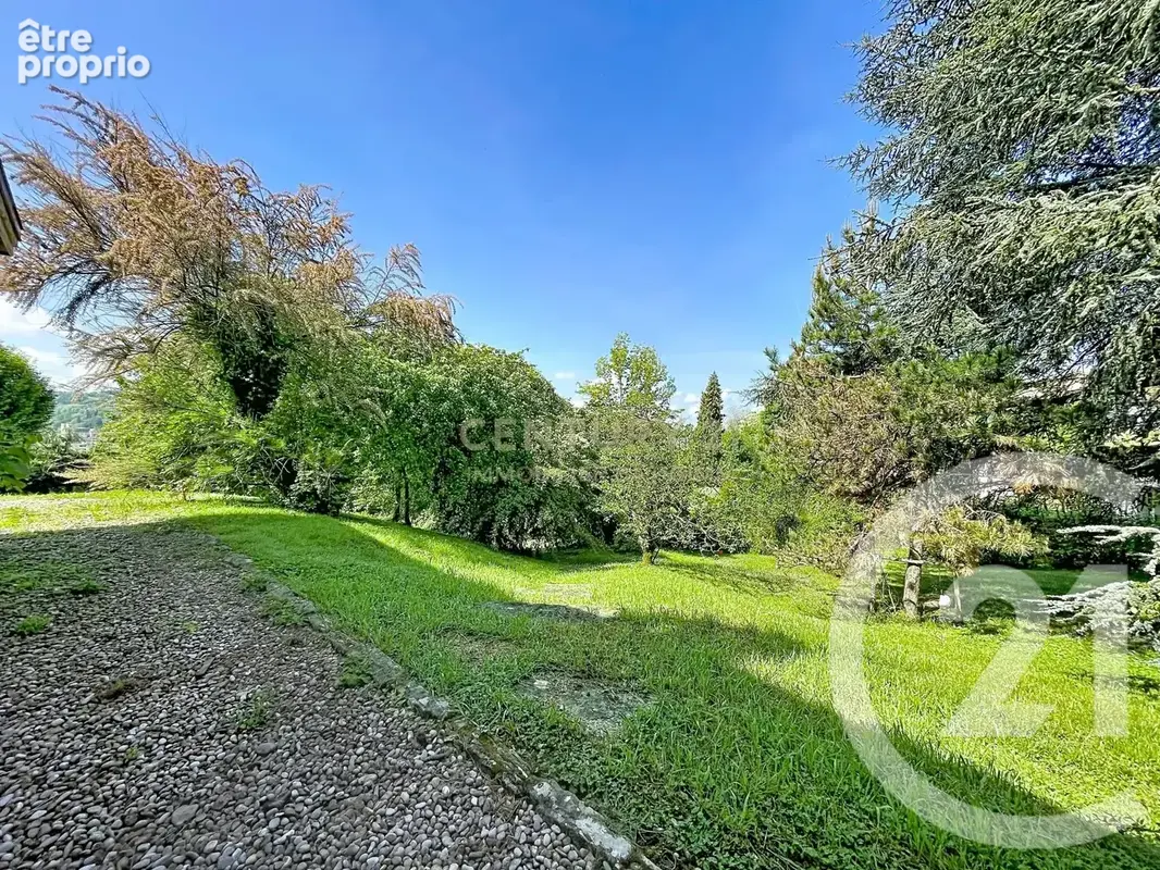 Maison 7 pièces 210 m² à vendre à Bourgoin-Jallieu (38300) - photo 11