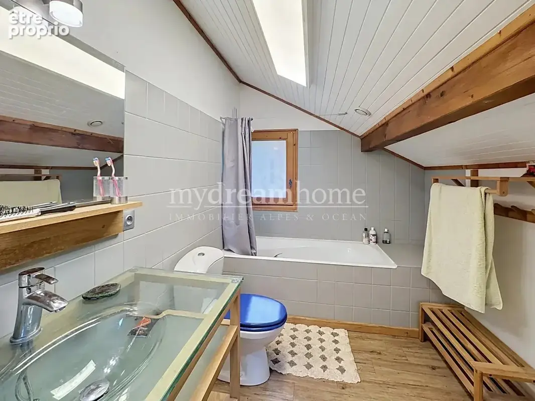 Chalet 4 chambres d'environ 170m²  Flumet - Les Pontets (73590) - photo 7
