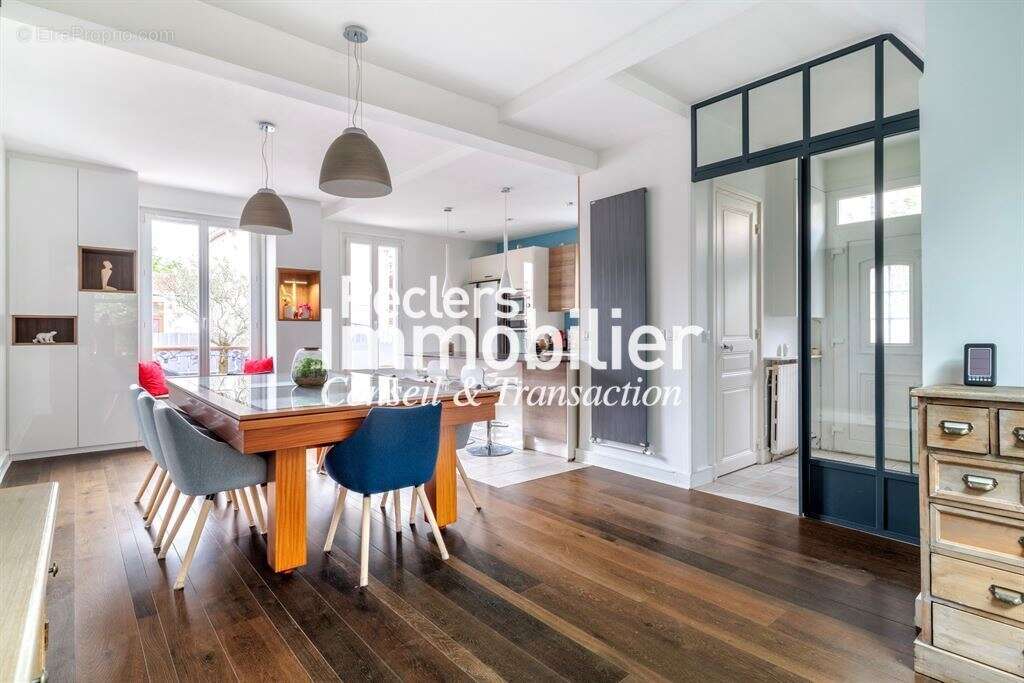 Maison à NANTERRE