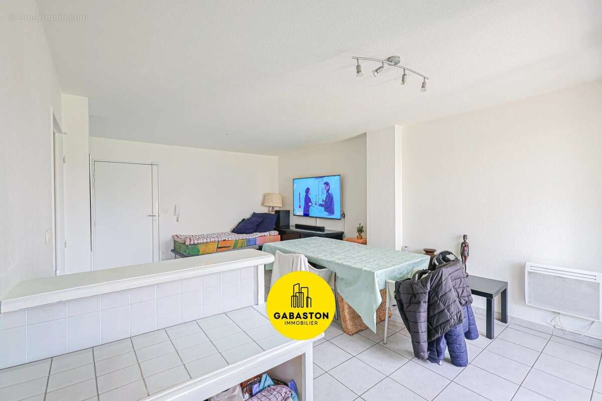 Appartement 40 m² à Marseille-13e  - photo 7
