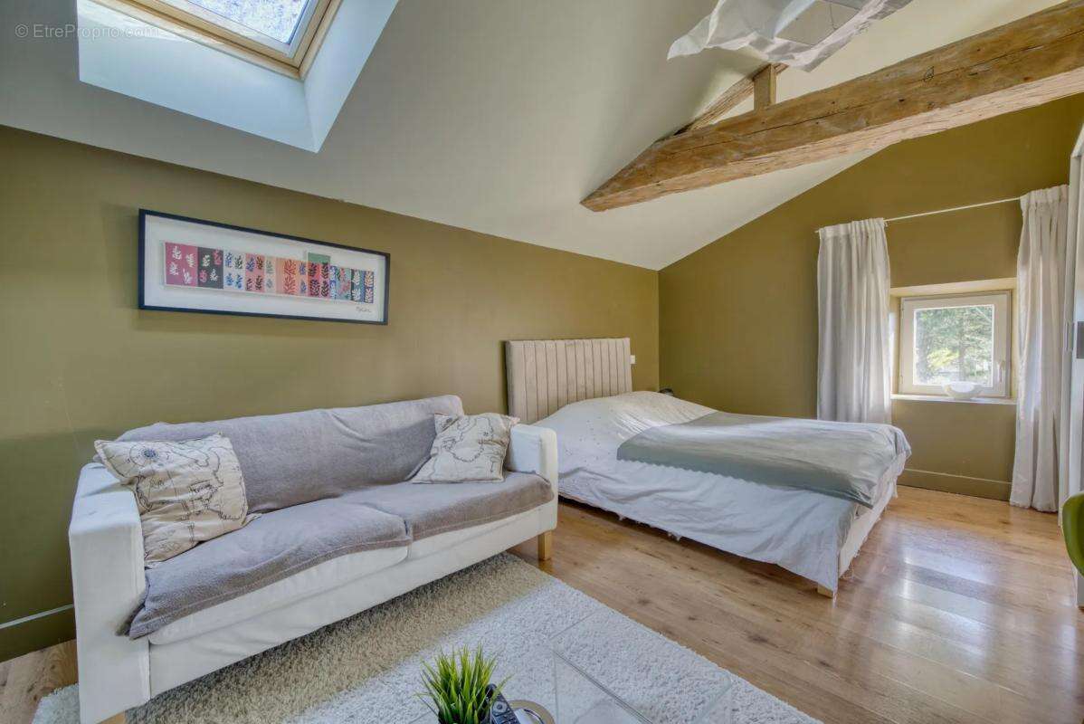 Maison à CHERMIGNAC