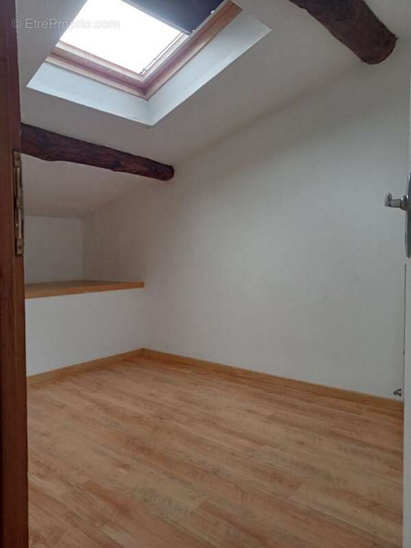 Appartement à GANGES