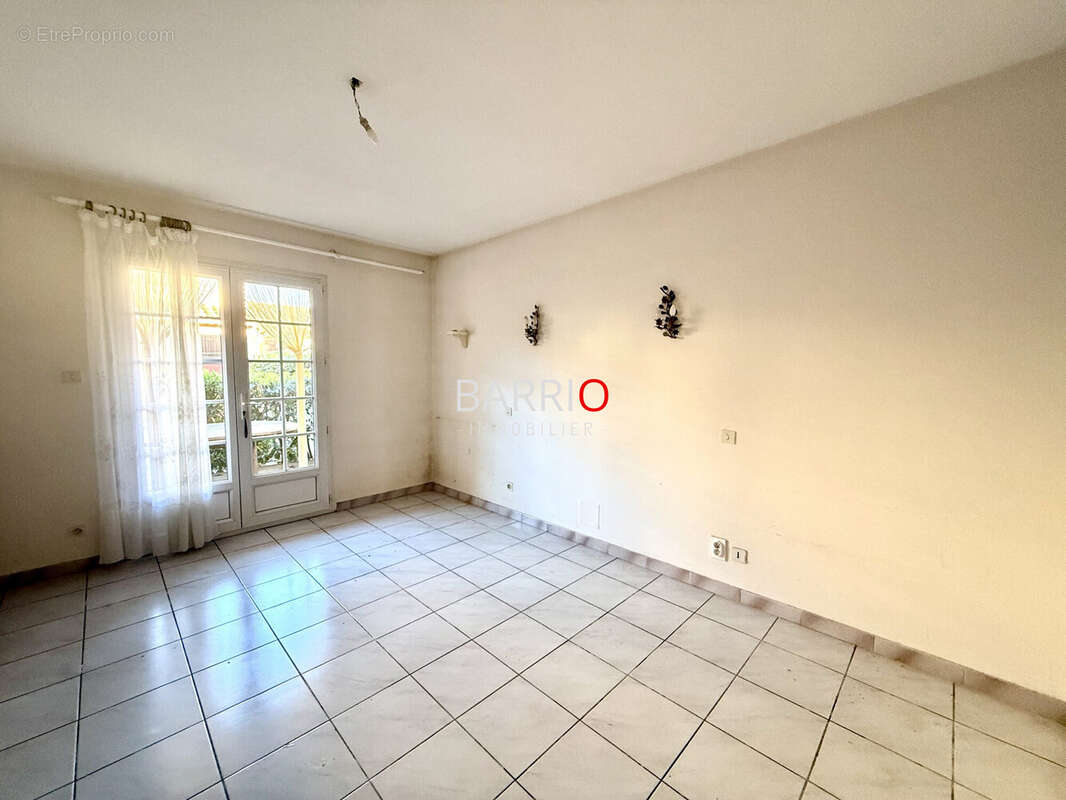 Maison à SAINT-CYPRIEN