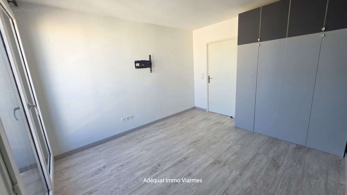 Appartement à ASNIERES-SUR-OISE