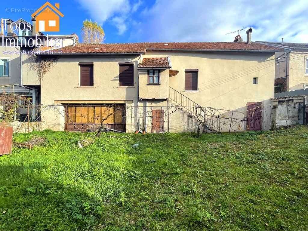 Maison à VILLEFRANCHE-DE-ROUERGUE