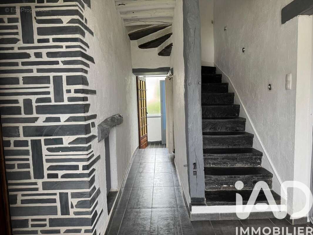 Photo 3 - Maison à TRELAZE