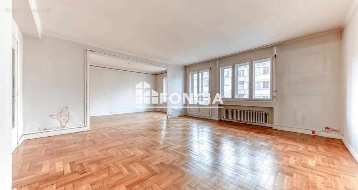 Appartement à LYON-6E