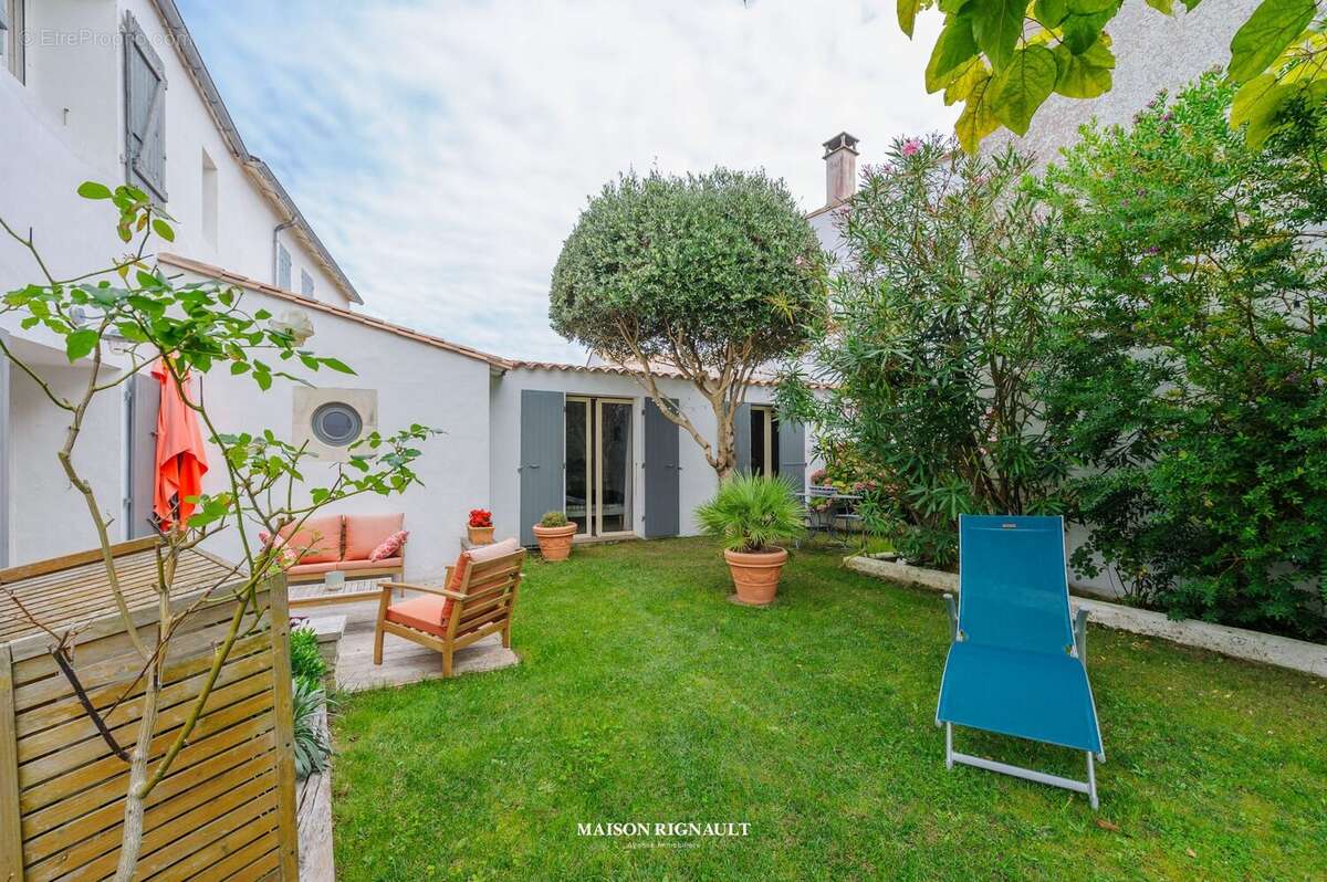 Maison 153 m² à La Couarde-Sur-Mer  - photo 6