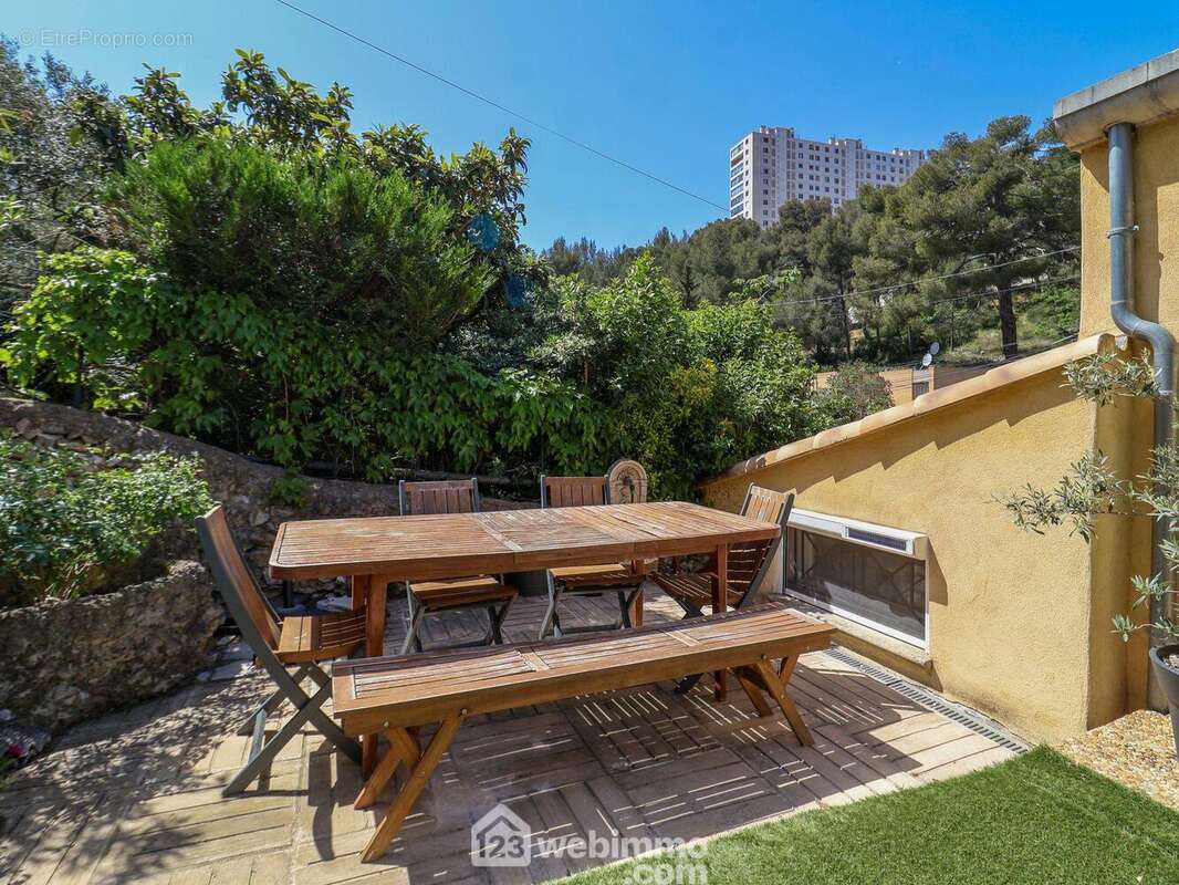 Maison à MARSEILLE-9E