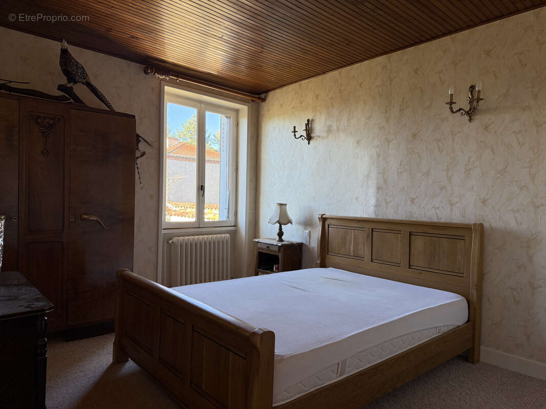 Maison à SAINT-PAUL-DE-VEZELIN