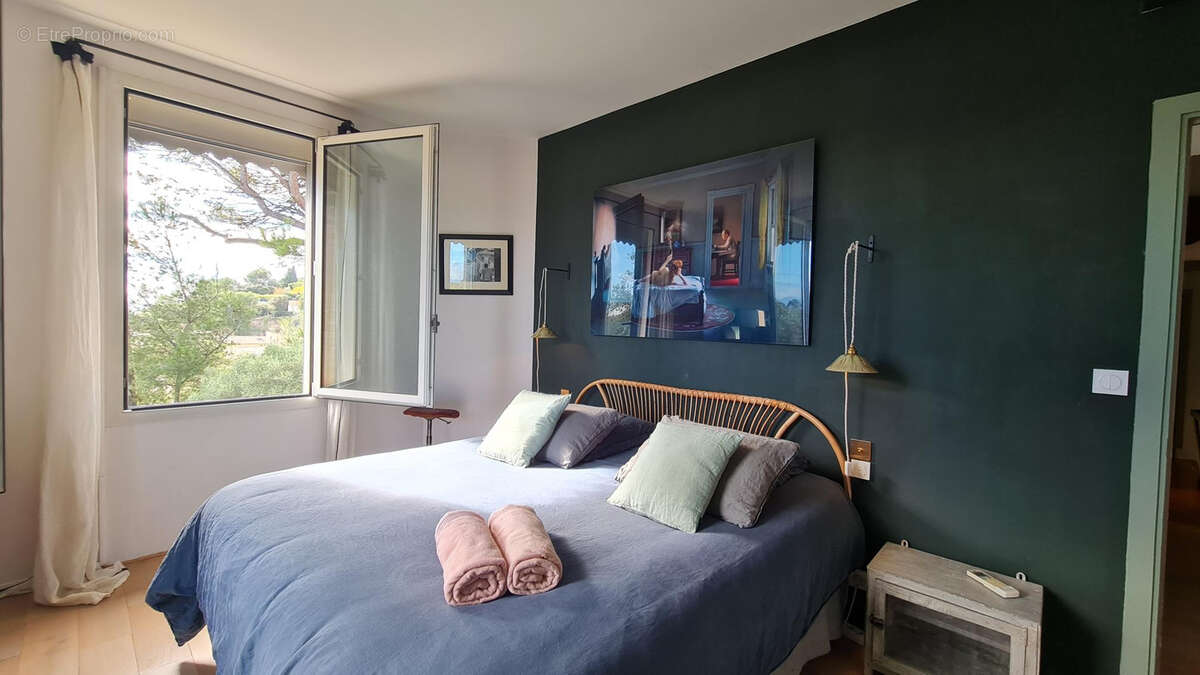 Maison à VILLENEUVE-LES-AVIGNON