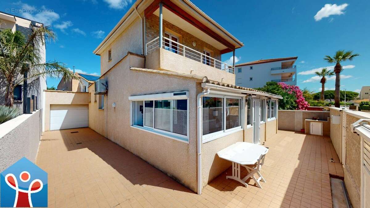 Maison à VALRAS-PLAGE