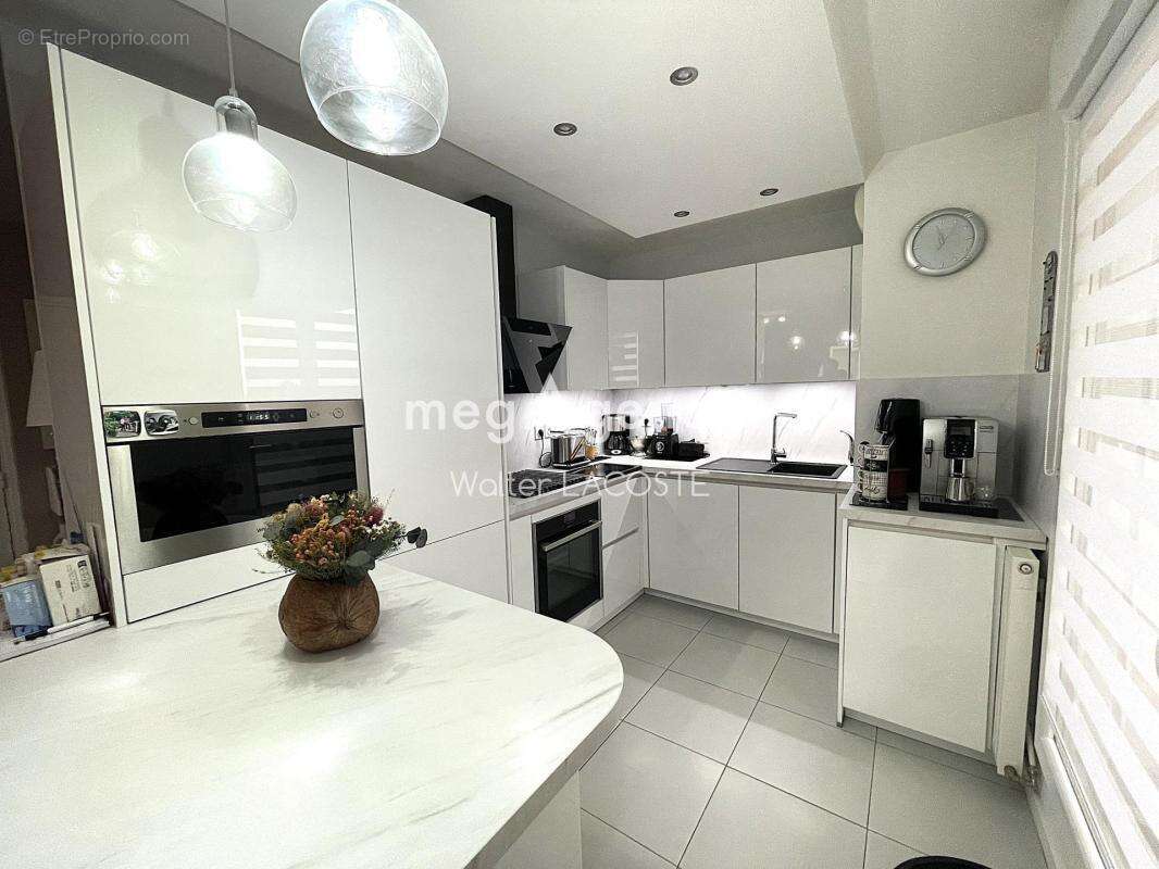 Appartement à ELANCOURT