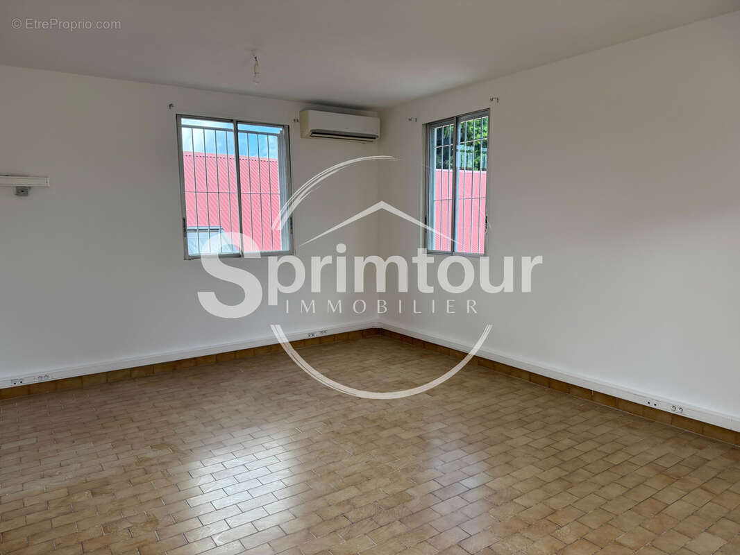 TROIS-RIVIERES Appartement T3 investissement locatif - photo 7