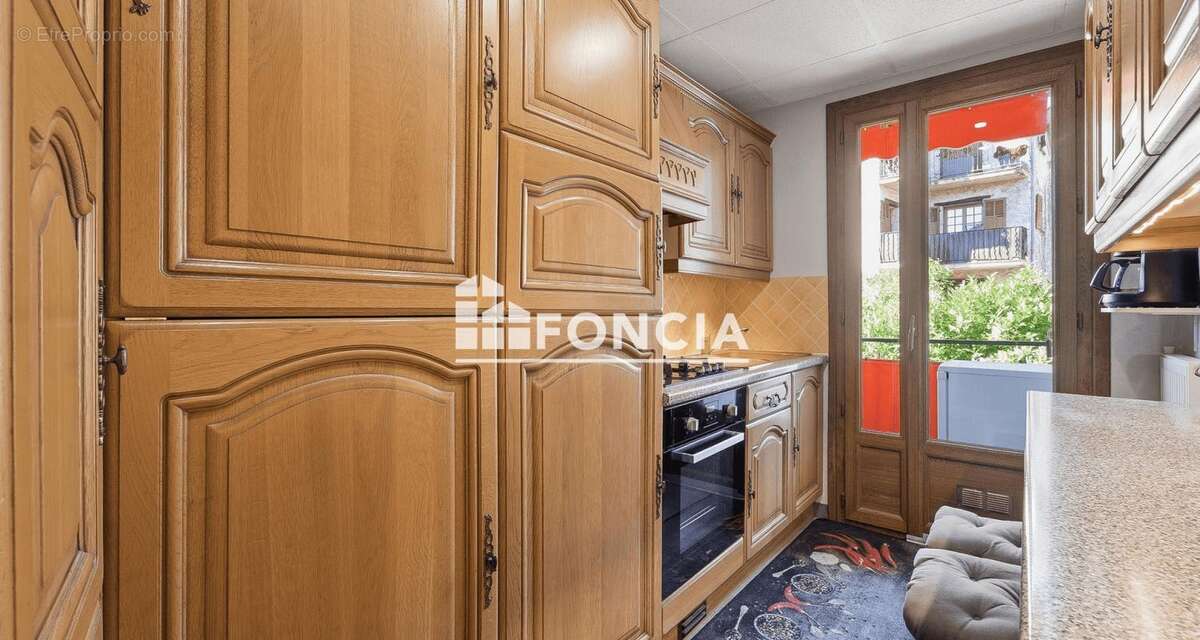 Appartement à VENCE