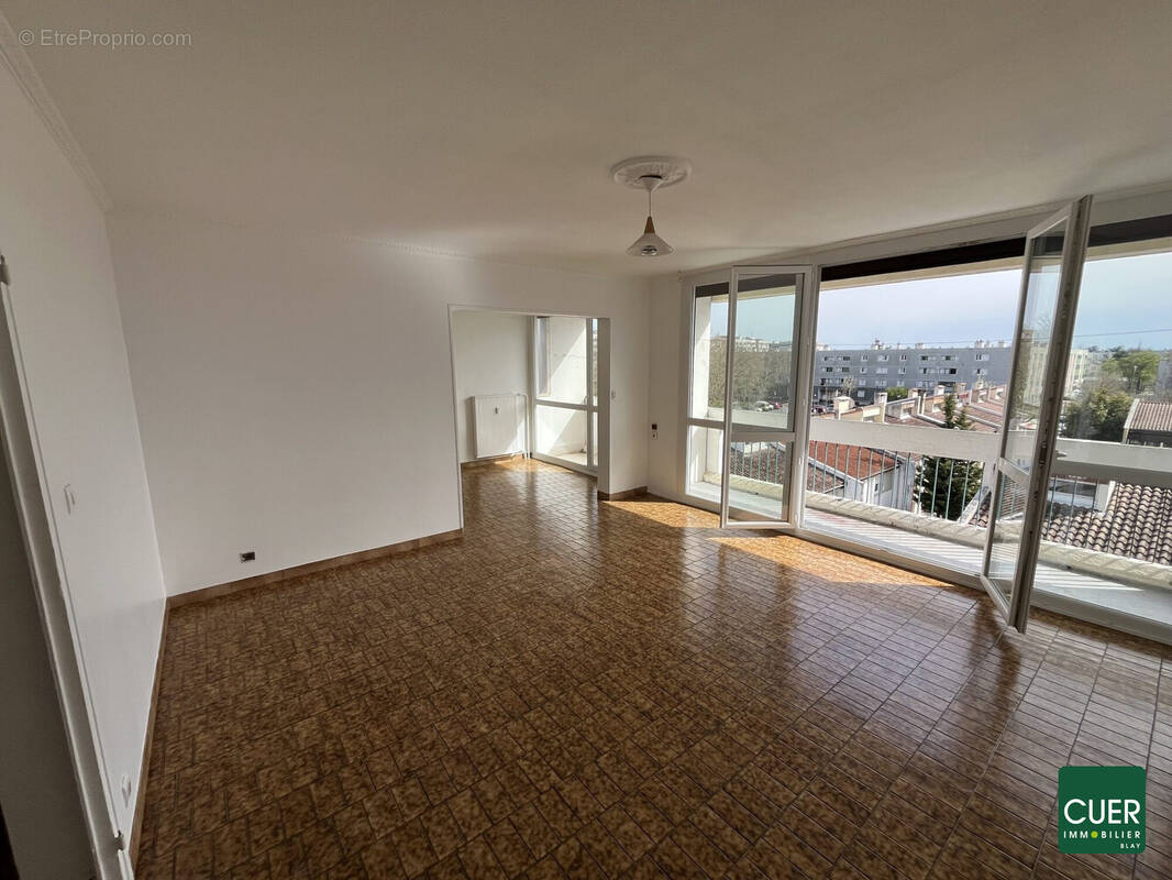 Appartement à VALENCE