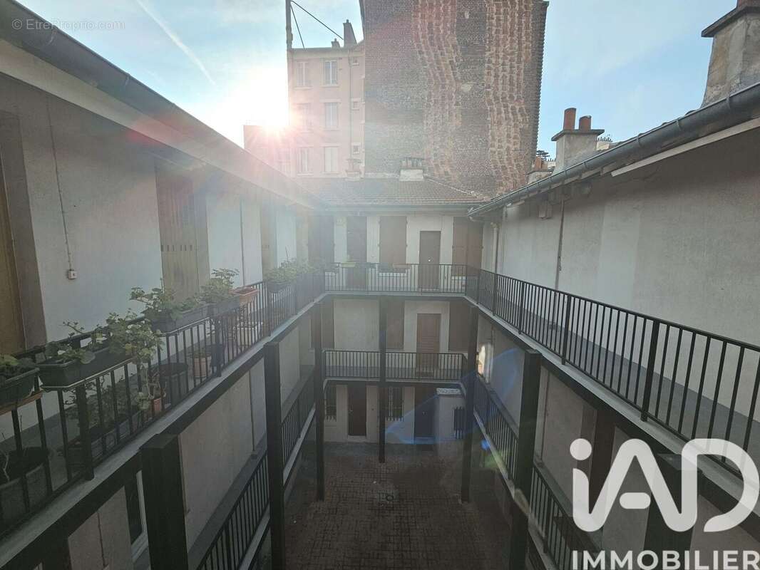 Photo 2 - Appartement à SAINT-OUEN