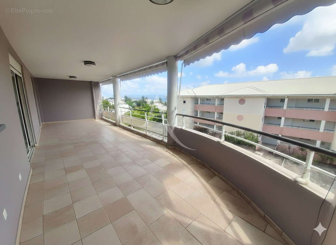 Appartement à LES TROIS-ILETS