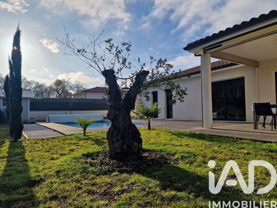 Photo 1 - Maison à MAZEROLLES