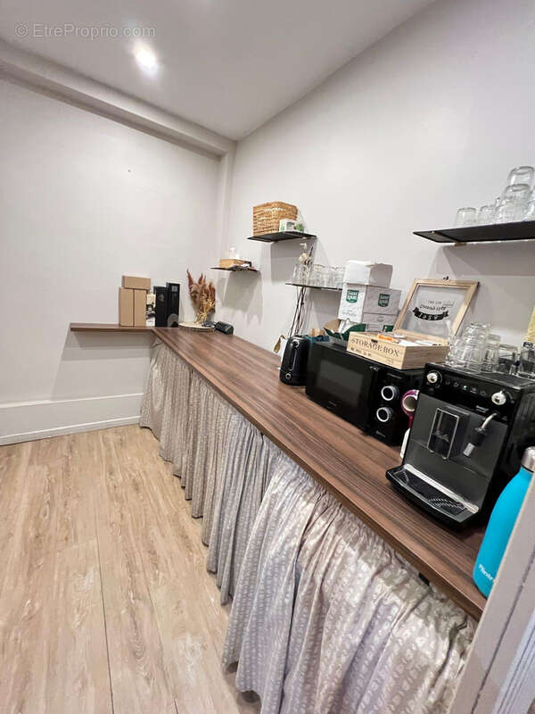 Commerce à AIX-EN-PROVENCE