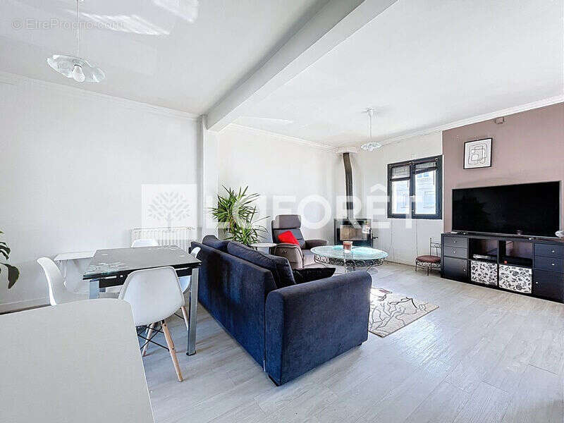Maison Quincy Sous Senart 8 pièce(s) 163.96 m2 - photo 3