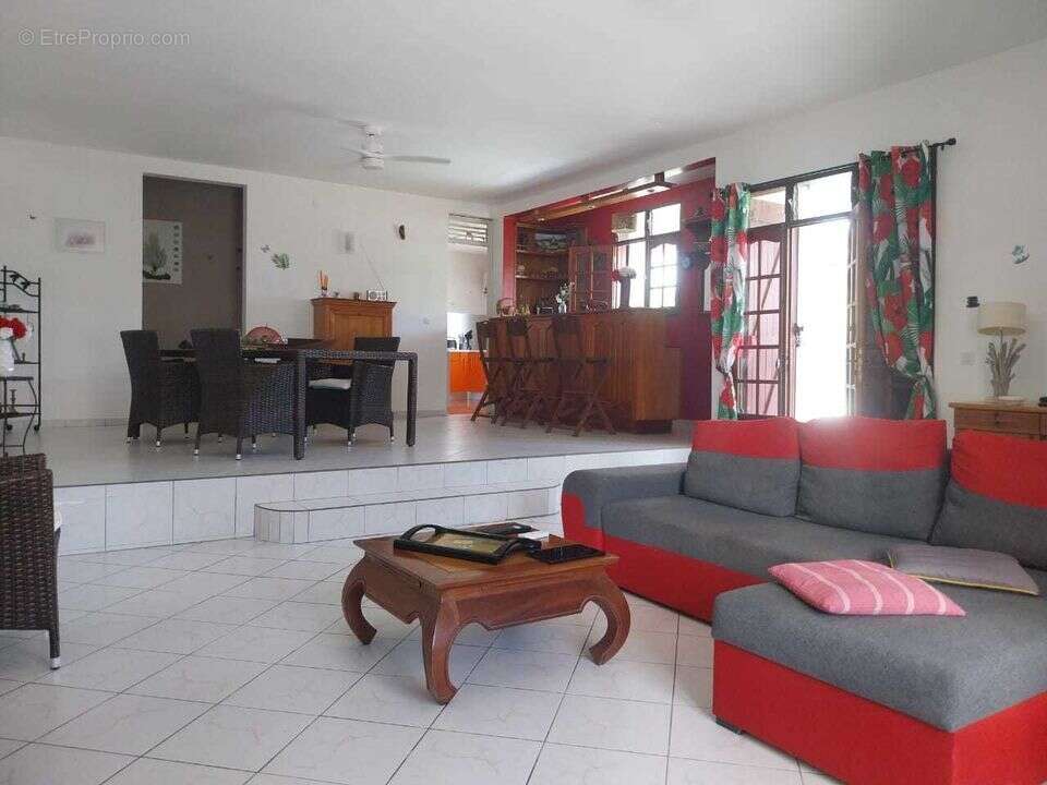 Maison à PORT-LOUIS