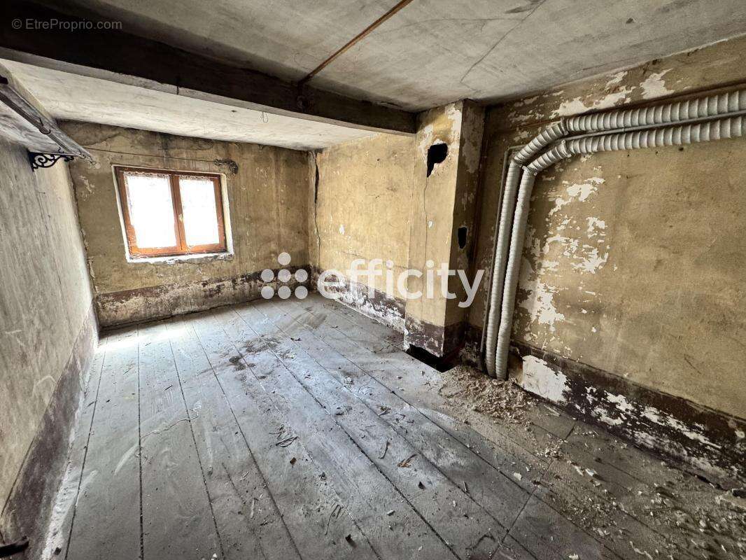 Maison à SAINT-VALLIER