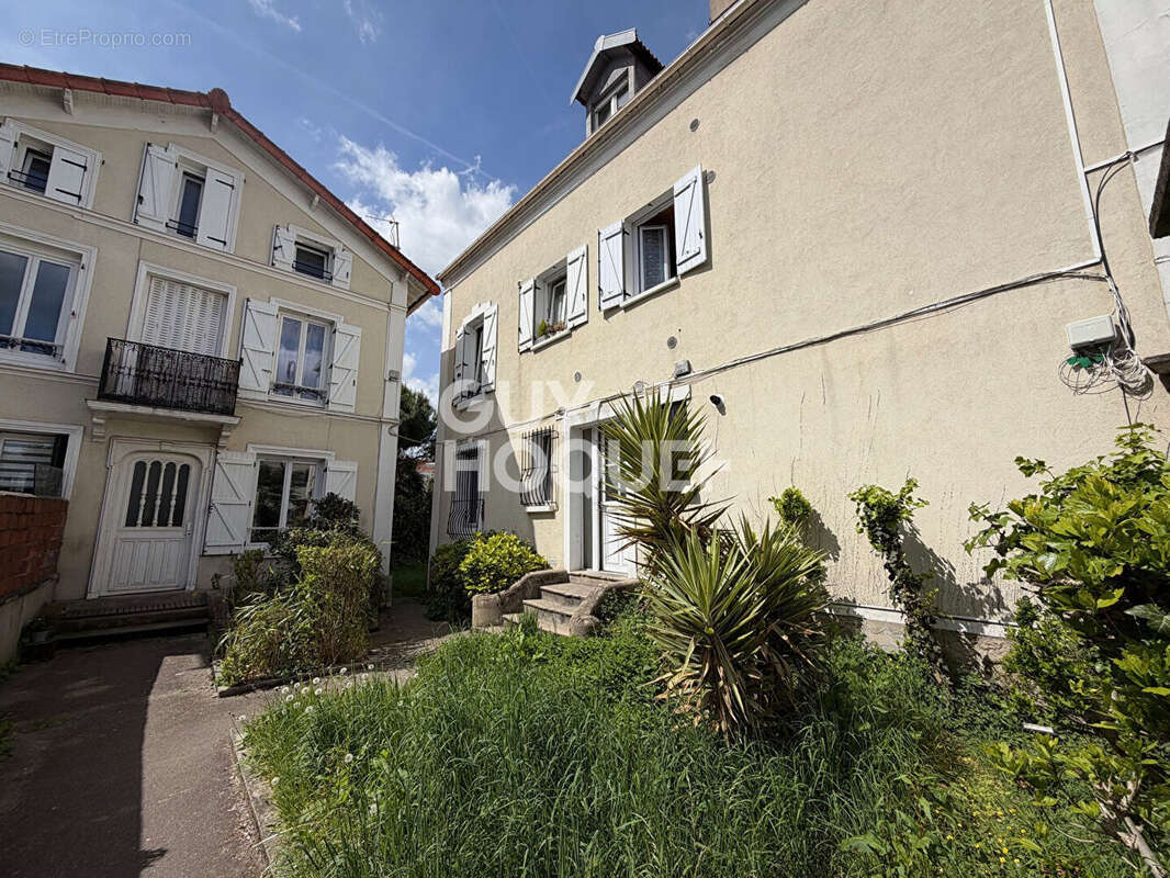 Appartement à NEUILLY-PLAISANCE