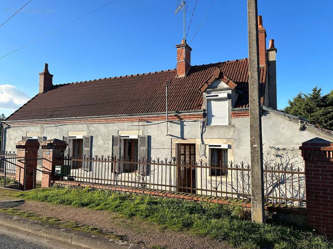 Maison 120 m² à Chateaumeillant  - photo 11