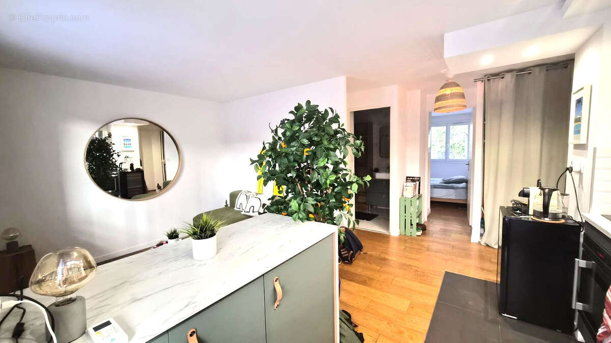 Appartement à MARSEILLE-6E