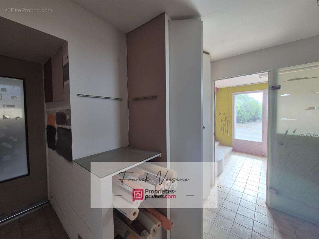 A VENDRE à Rochetrejoux, atelier de 173 m2 env - photo 9