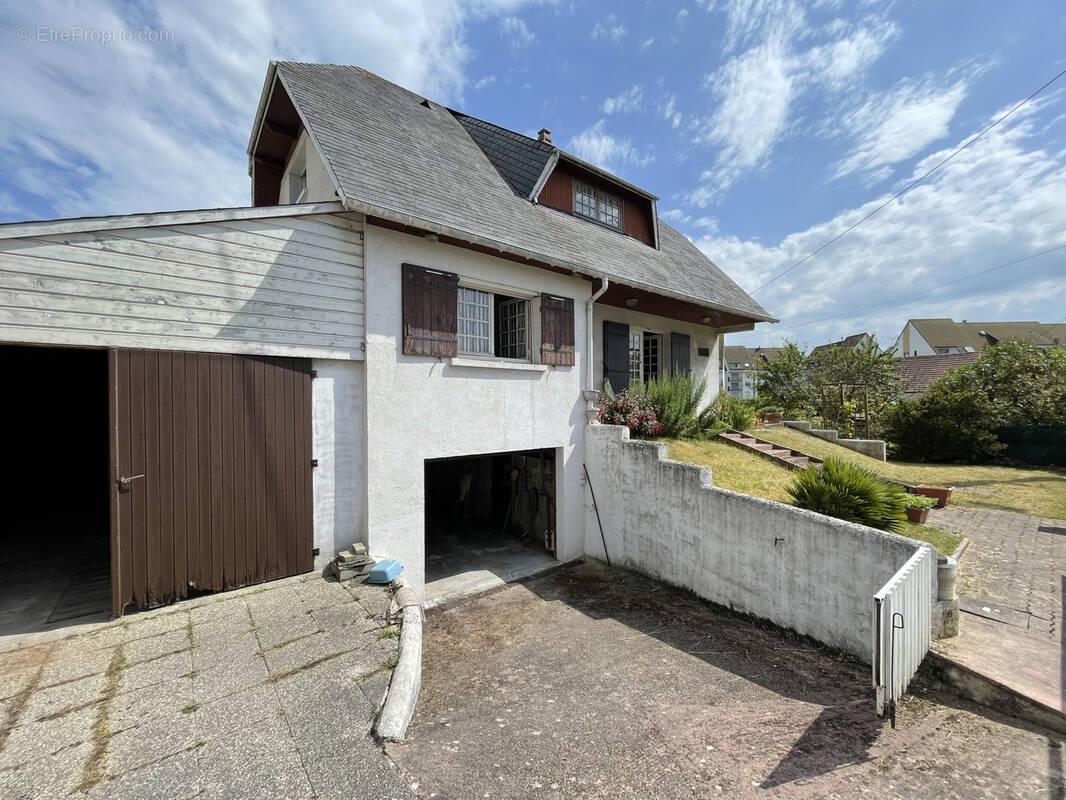 Maison à OUISTREHAM
