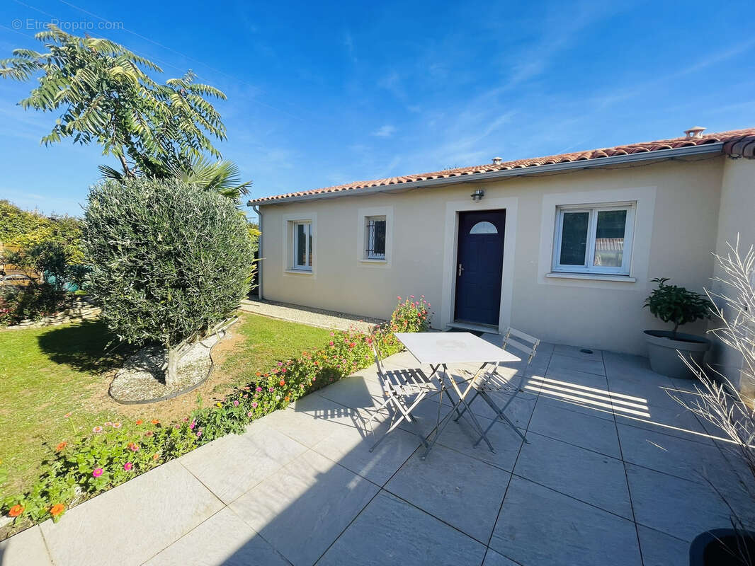 Maison à NEUVILLE-DE-POITOU